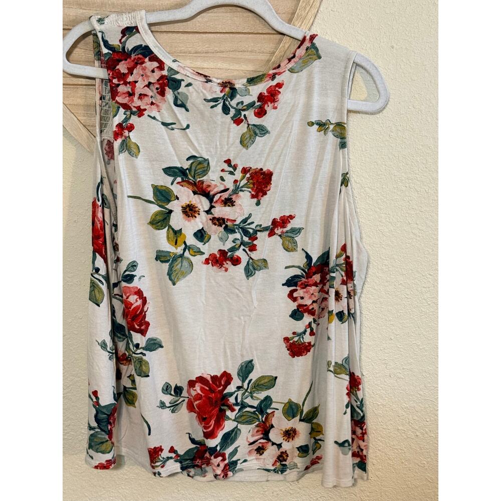 Papermoon Floral Print Sleeveless Smocked Tank Top - Picture 6 of 7